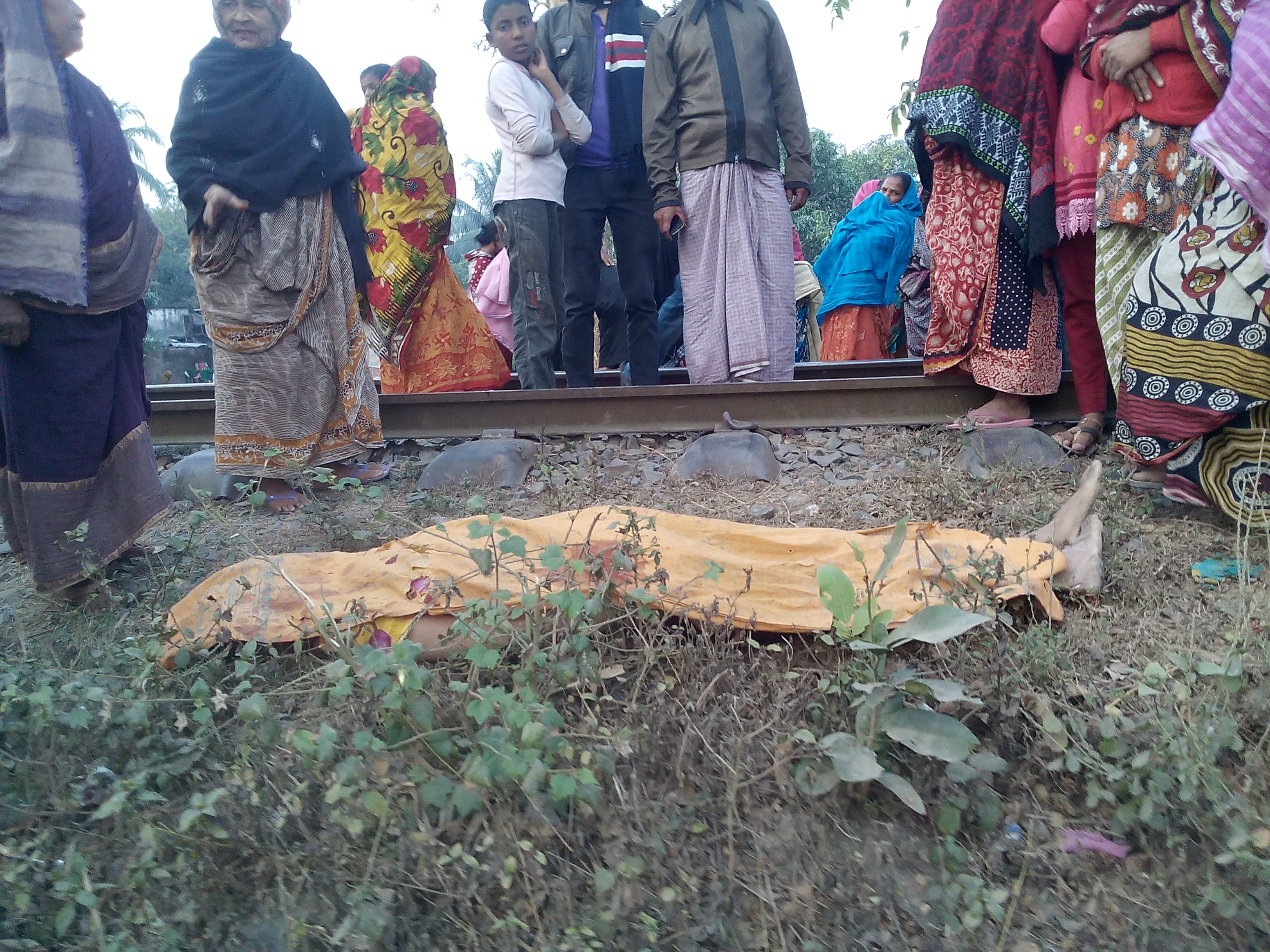 Rajshahi RU train accident pic3 by Mithu date-28.12.2105