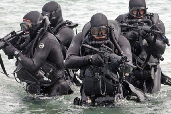 US-Navy-SEALS-Commandos