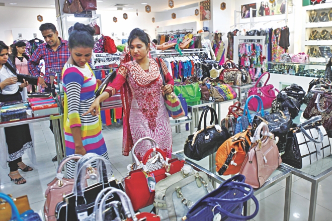 retailers-in-rush